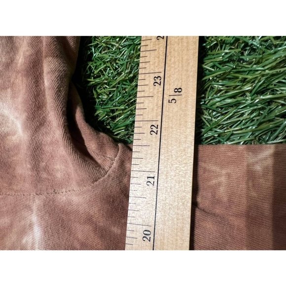 Vintage Y2K The Mountain 2013 Lion Animal Tie Dye T-Shirt - Picture 7 of 7